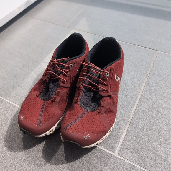 ON Womens Cloud Mesh Ruby White Trainers - Picture 6 of 6